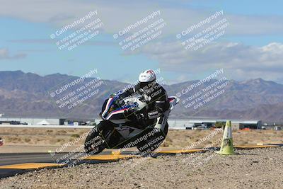 media/Feb-04-2024-SoCal Trackdays (Sun) [[91d6515b1d]]/7-Turn 9 Inside (1140am)/